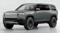 2025 Rivian R1S Adventure