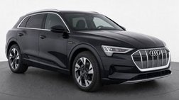 2022 Audi e-tron quattro Premium Plus