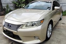 2013 Lexus ES 300h Base