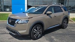 2023 Nissan Pathfinder Platinum