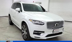 2023 Volvo XC90 Recharge T8 Ultimate Bright Theme 7P