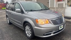 2016 Chrysler Town and Country Touring