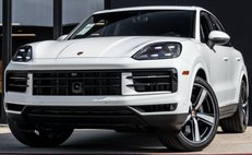 2025 Porsche Cayenne Base