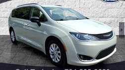 2017 Chrysler Pacifica Touring L FWD