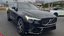 2023 Volvo XC60 B5 Plus Dark Theme