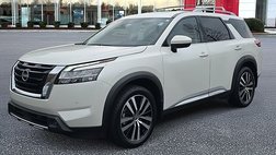 2023 Nissan Pathfinder Platinum