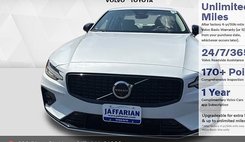 2024 Volvo S60 B5 Plus Dark Theme