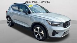 2026 Volvo XC40 B5 Plus