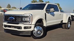 2025 Ford F-450 Super Duty Platinum
