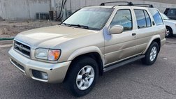 2000 Nissan Pathfinder LE