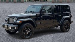 2025 Jeep Wrangler Sahara 4WD