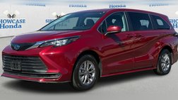 2024 Toyota Sienna LE 8-Passenger