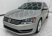 2014 Volkswagen Passat 1.8T SE with Sunroof 1.8