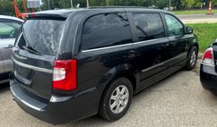 2012 Chrysler Town and Country Touring