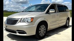 2014 Chrysler Town and Country 