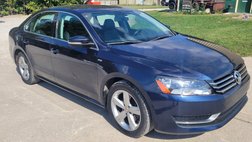 2014 Volkswagen Passat Wolfsburg 4D Sedan