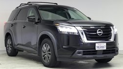 2022 Nissan Pathfinder SV