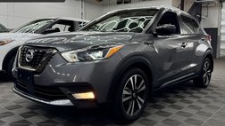 2020 Nissan Kicks SR