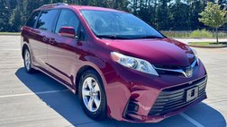 2020 Toyota Sienna LE
