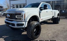 2026 Ford F-450 Super Duty Platinum