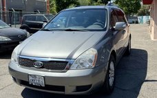 2011 Kia Sedona LX