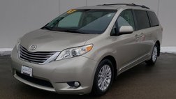 2017 Toyota Sienna XLE 7-Passenger Auto Access Seat