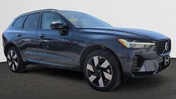 2025 Volvo XC60 T8 Plus Dark Theme