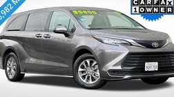 2023 Toyota Sienna LE 8-Passenger