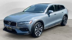 2022 Volvo V60 Cross Country T5