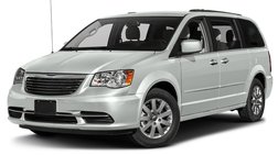 2016 Chrysler Town and Country Touring