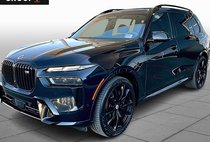 2023 BMW X7 M60i