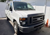 2010 Ford E-Series E-350 XL Super Duty Extended Passenger Van