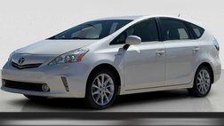 2014 Toyota Prius v Five