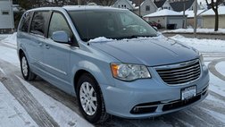 2013 Chrysler Town and Country Touring