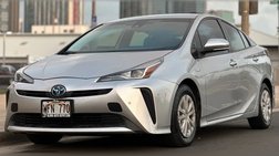 2022 Toyota Prius LE