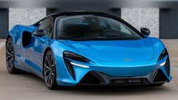 2023 McLaren Artura Base