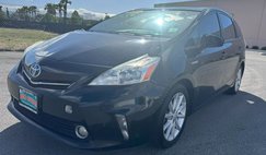 2012 Toyota Prius v Five