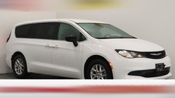 2024 Chrysler Voyager LX