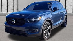 2022 Volvo XC40 T5 R-Design