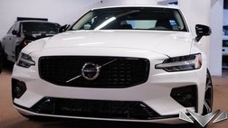 2024 Volvo S60 B5 Ultimate Dark Theme