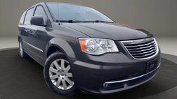 2016 Chrysler Town and Country Touring