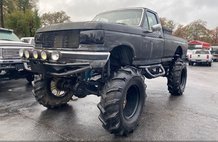 1989 Ford F-250 Monster Mud Mega Truck