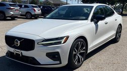 2024 Volvo S60 B5 Plus Dark Theme