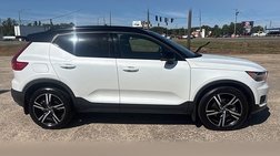 2020 Volvo XC40 T5 R-Design