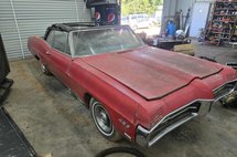 1967 Pontiac Grand Prix 
