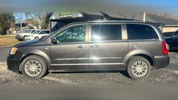 2014 Chrysler Town and Country Touring-L