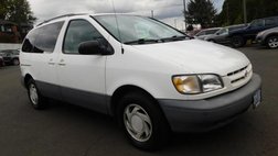 2000 Toyota Sienna LE