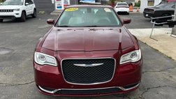 2016 Chrysler 300 Limited