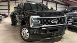 2025 Ford F-450 Super Duty Platinum