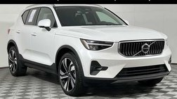 2025 Volvo XC40 B5 Plus Bright Theme